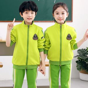 更多校服款式設(shè)計請來電索取